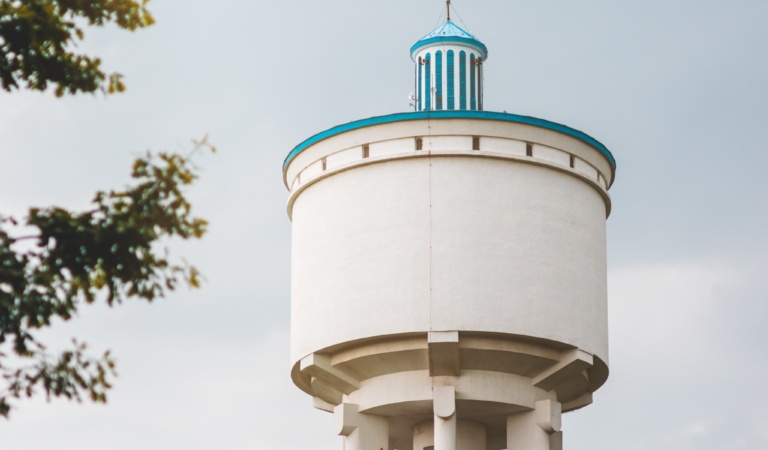 Water Tank Painting: The Colour For A Water Tank